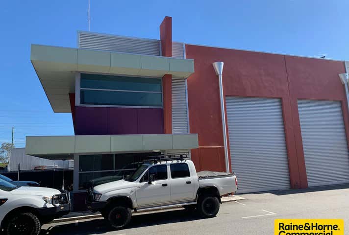 1/8 Hurley Street Canning Vale WA 6155 - Image 8