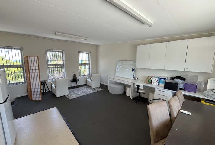 1/73 Redcliffe Parade Redcliffe QLD 4020 - Image 3