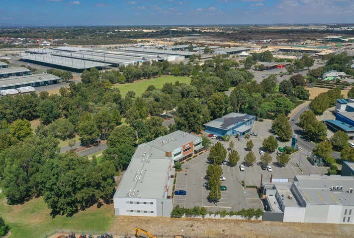 10/41 Catalano Circuit Canning Vale WA 6155 - Image 14