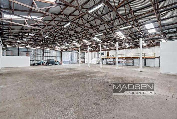 2/75 Jijaws Street Sumner QLD 4074 - Image 3