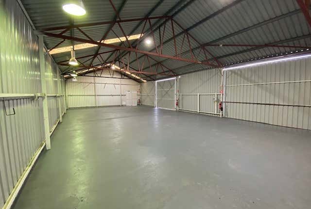 35 Winton Road Joondalup WA 6027 - Image 8