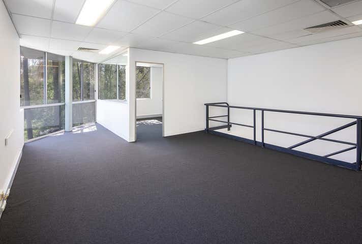 8/49 Butterfield Street Herston QLD 4006 - Image 4