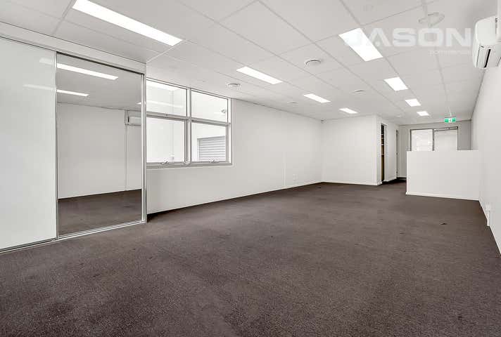 2/5 Grasslands Avenue Craigieburn VIC 3064 - Image 7