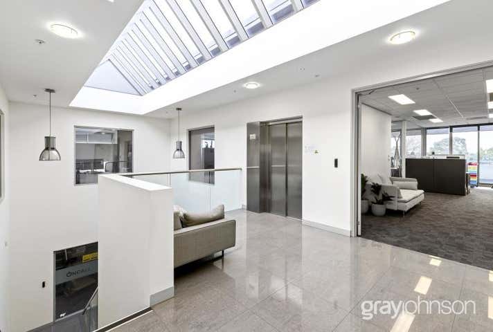 Suite 7, 660 Canterbury Road Surrey Hills VIC 3127 - Image 8