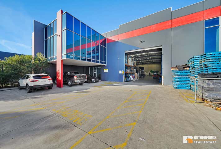 30 Latitude Boulevard Thomastown VIC 3074 - Image 1