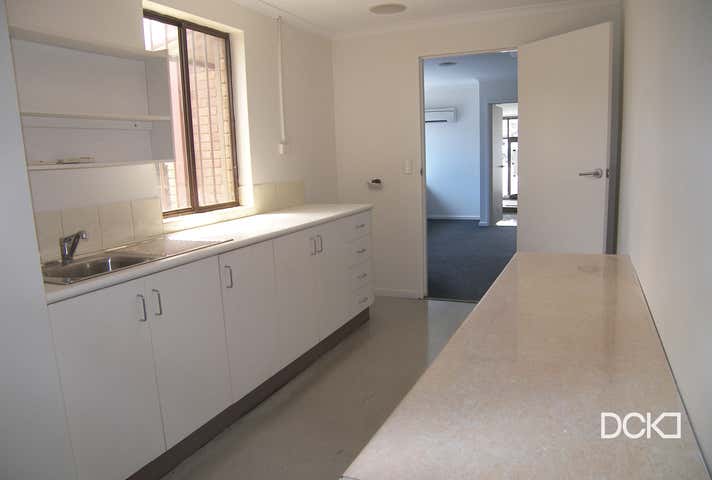 114 High Street Kangaroo Flat VIC 3555 - Image 5