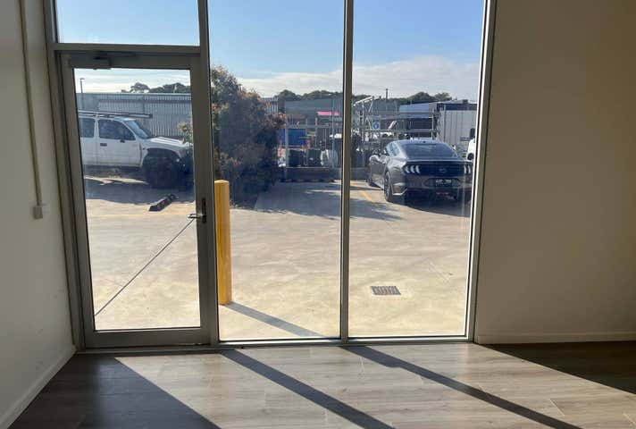 3/49-51 Murradoc Road Drysdale VIC 3222 - Image 4