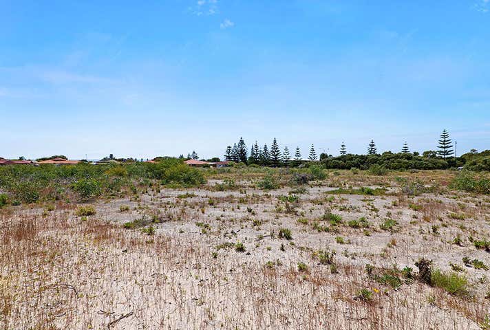 7 McNicholl Street Rockingham WA 6168 - Image 6