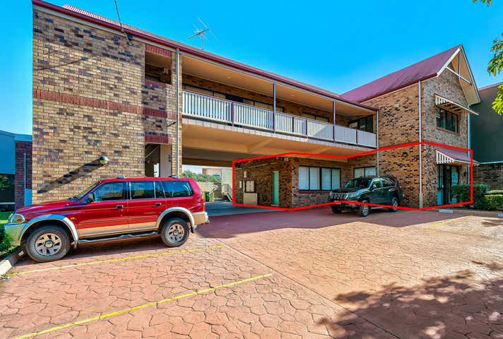 1/16 Vanessa Boulevard Springwood QLD 4127 - Image 1