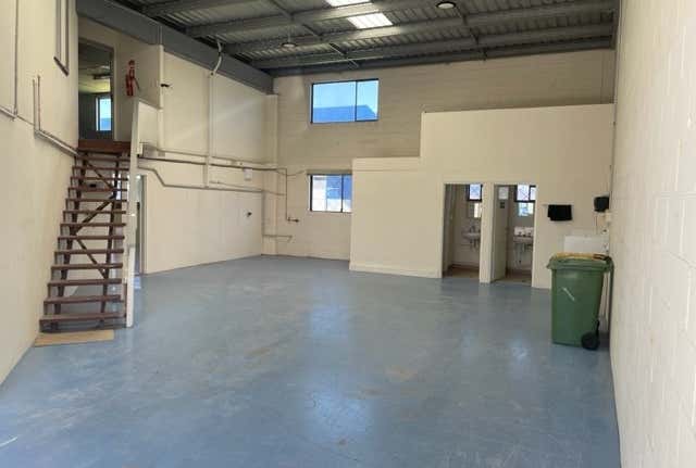 3/15 Lawrence Drive Nerang QLD 4211 - Image 3