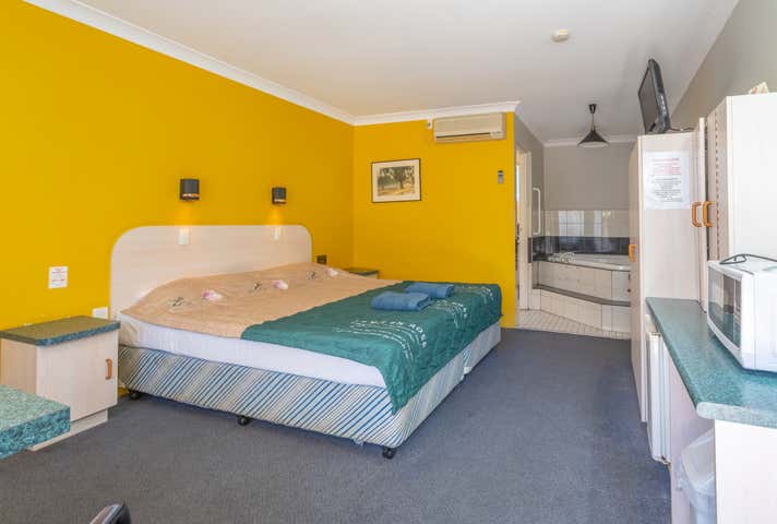 86 Warwick Road Ipswich QLD 4305 - Image 4