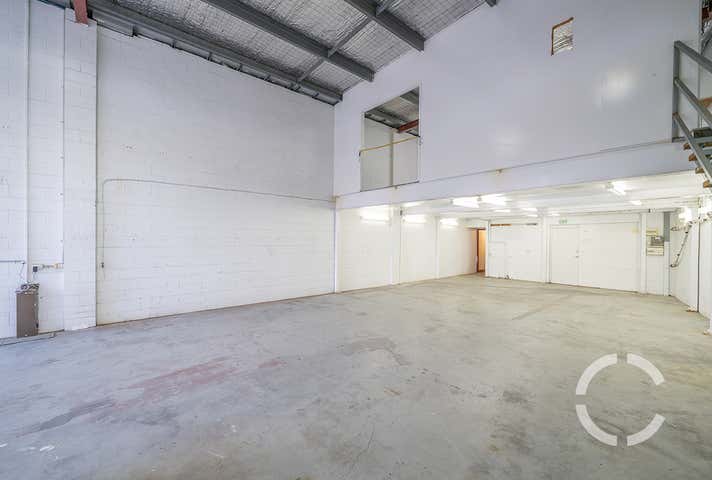 2/88 Logan Road Woolloongabba QLD 4102 - Image 3