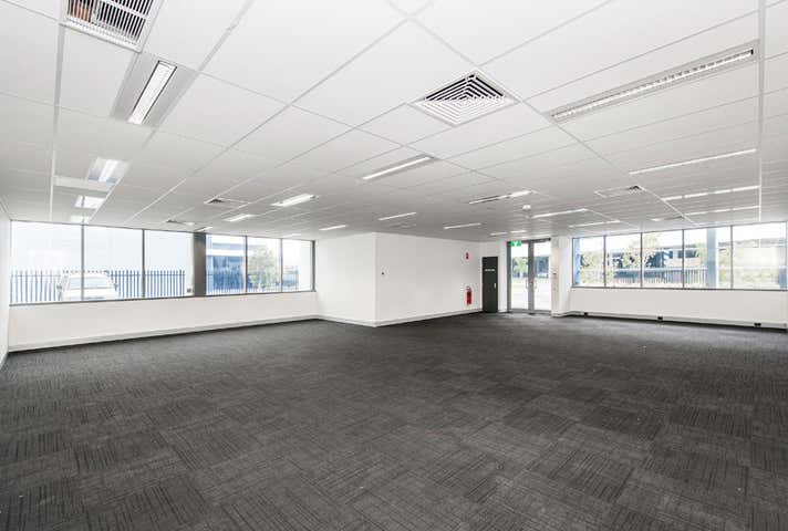 17 Honeybush Drive Joondalup WA 6027 - Image 3