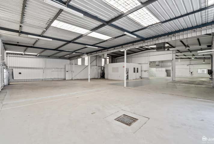 23 Owen Road Kelmscott WA 6111 - Image 3