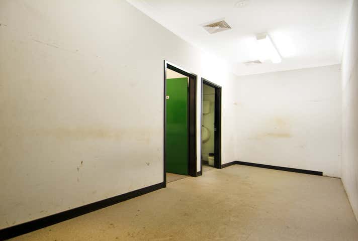 6 Steel Court + 5 Anvil Close South Guildford WA 6055 - Image 16