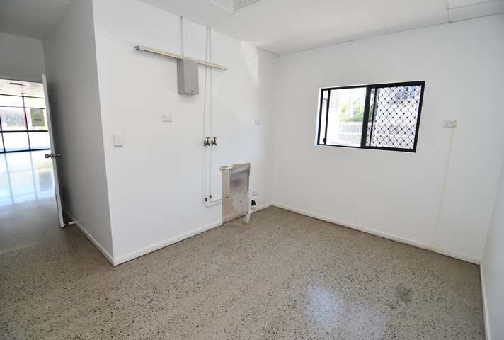 2/91 Bundock Street Belgian Gardens QLD 4810 - Image 7