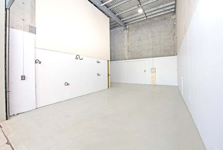 9/349-351 Macdonnell Road Clontarf QLD 4019 - Image 3