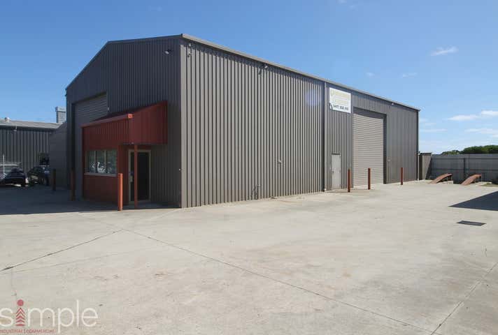 2/6 Jennings Court Rosebud VIC 3939 - Image 3