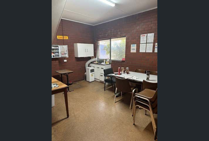 33 Furnace Road Welshpool WA 6106 - Image 12