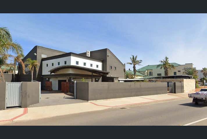 19 Gregory Street Geraldton WA 6530 - Image 16