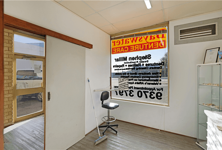 3/79 Whatley Crescent Bayswater WA 6053 - Image 3