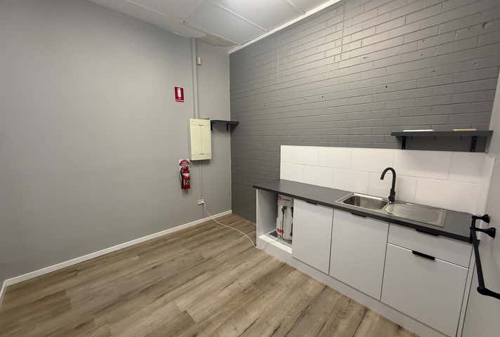 5/6 Torquay Road Pialba QLD 4655 - Image 5