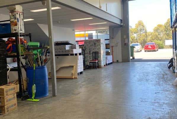 50/22-30 Wallace Ave Point Cook VIC 3030 - Image 2