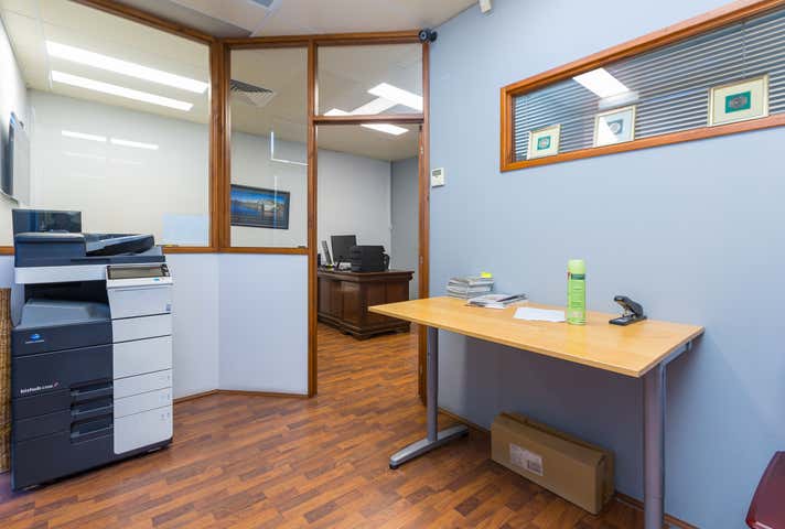 2/10 Bushland Ridge Bibra Lake WA 6163 - Image 11