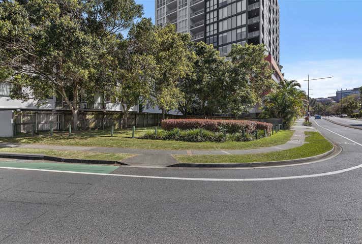 21 Sylvan Road Toowong QLD 4066 - Image 9