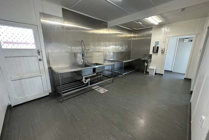 60 Downs Street North Ipswich QLD 4305 - Image 5