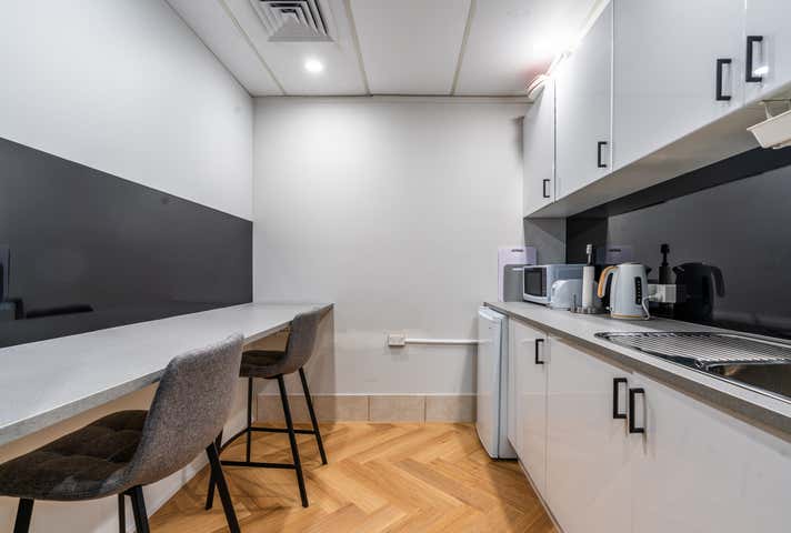 17/42 Bundall Road Bundall QLD 4217 - Image 5