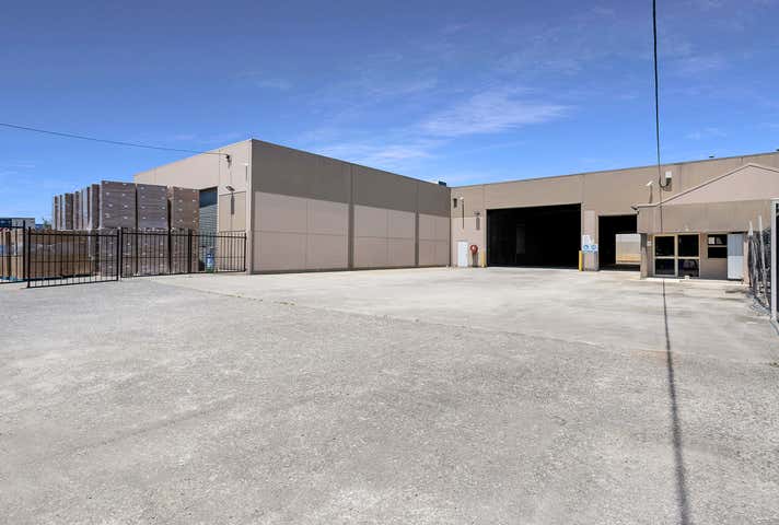 2/21-23 Piper Street Caboolture QLD 4510 - Image 3