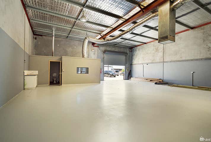 2/23 Gillam Drive Kelmscott WA 6111 - Image 25