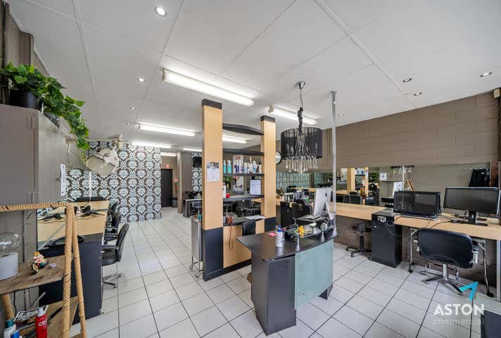 194 Brandon Park Drive Wheelers Hill VIC 3150 - Image 2