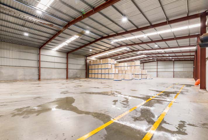 18-20 Kingstag Crescent Edinburgh North SA 5113 - Image 21