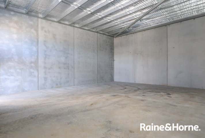 1/11 LOMBARD DRIVE Robin Hill NSW 2795 - Image 9