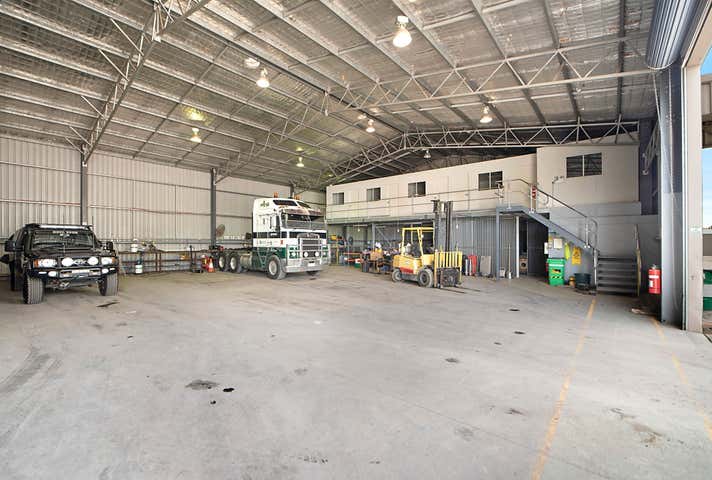 156 Racecourse Road Rutherford NSW 2320 - Image 4