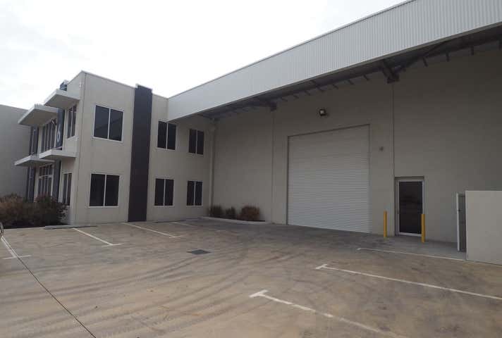 6 Kalinga Way Landsdale WA 6065 - Image 3