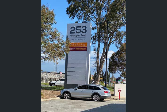 8/253 Gnangara Road Wangara WA 6065 - Image 12