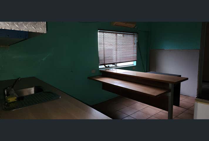 5 Surfers Avenue Mermaid Beach QLD 4218 - Image 17