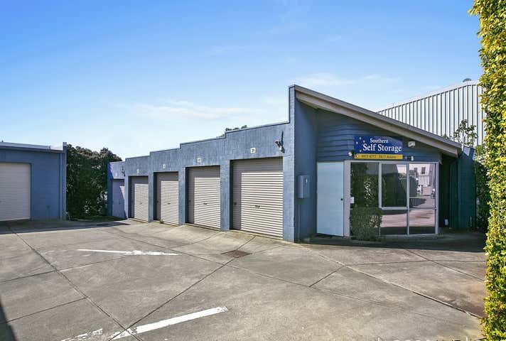 3/5 Latham Street Mornington VIC 3931 - Image 5