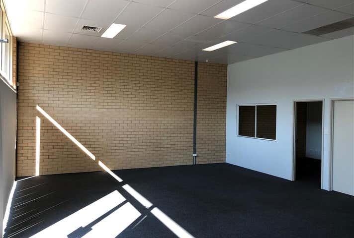 3/126-130 Bannister Road Canning Vale WA 6155 - Image 5