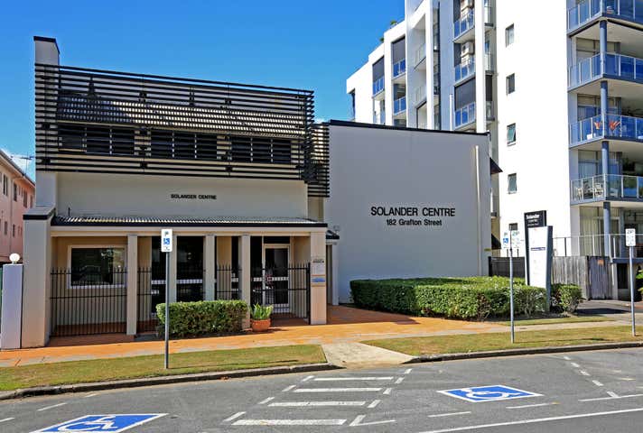 8/182 Grafton Street Cairns City QLD 4870 - Image 1