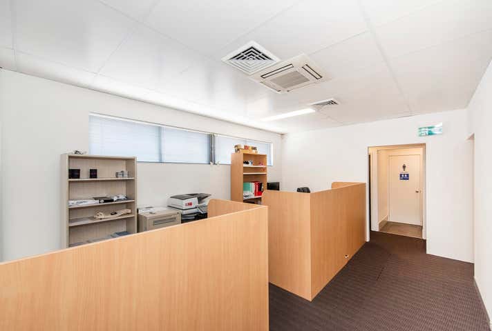 1/216 Fulham Street Cloverdale WA 6105 - Image 7