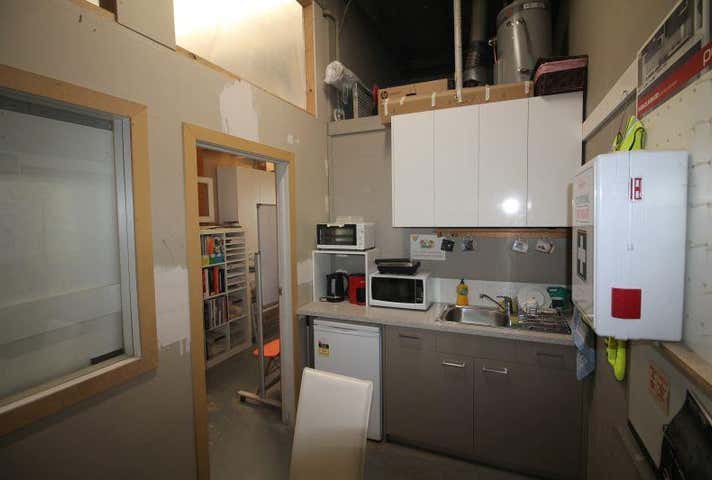 4/6 Viewtech Place Rowville VIC 3178 - Image 4