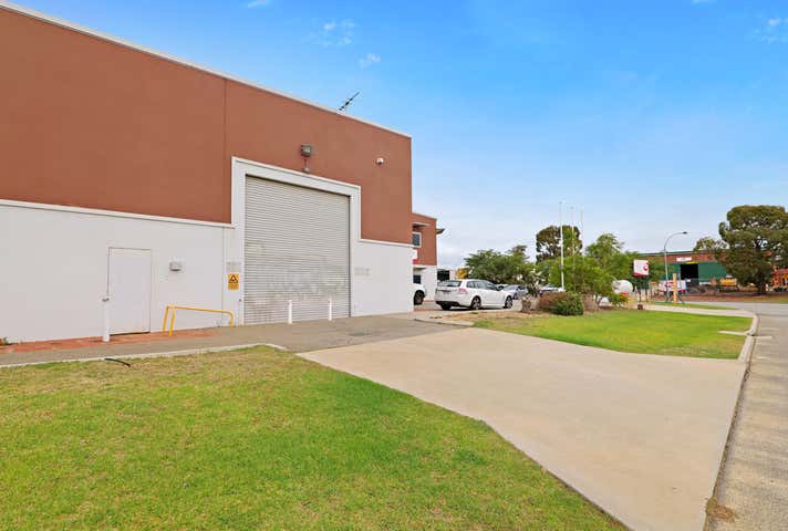 Unit 1, 2 Baltic Court Maddington WA 6109 - Image 12