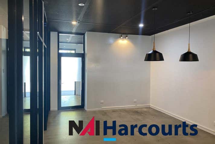 9/1 Kalimna Drive Broadbeach Waters QLD 4218 - Image 5