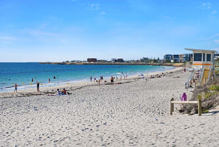 Coogee Beach Café, 4 Powell Road Coogee WA 6166 - Image 12