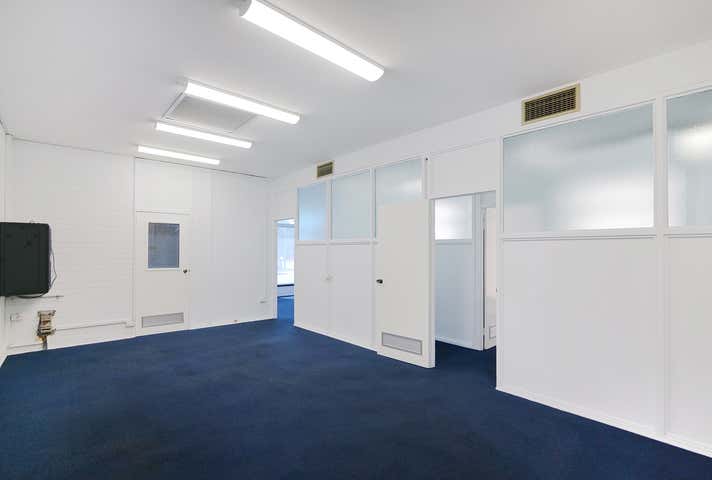 14 Hehir Street Belmont WA 6104 - Image 9