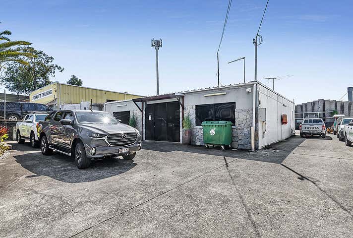 8 Delton Street Kingston QLD 4114 - Image 13